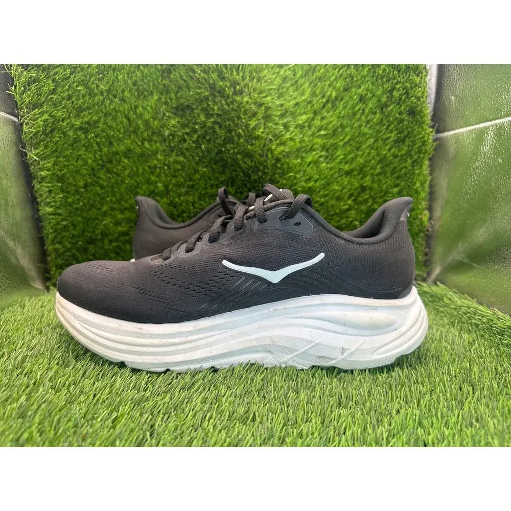Hoka One One hoka one